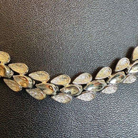 Vintage Coro Silver Tone Choker Style Necklace - Picture 7 of 11